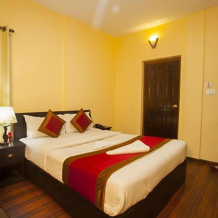 Hotel Ambe Inn By Ambience Delhi Igi Airport Ню Делхи Екстериор снимка