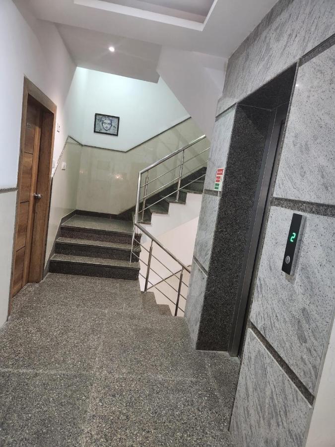 Hotel Ambe Inn By Ambience Delhi Igi Airport Ню Делхи Екстериор снимка