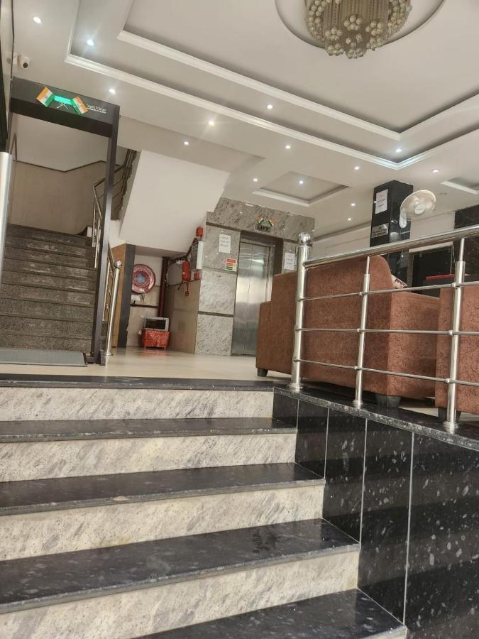 Hotel Ambe Inn By Ambience Delhi Igi Airport Ню Делхи Екстериор снимка